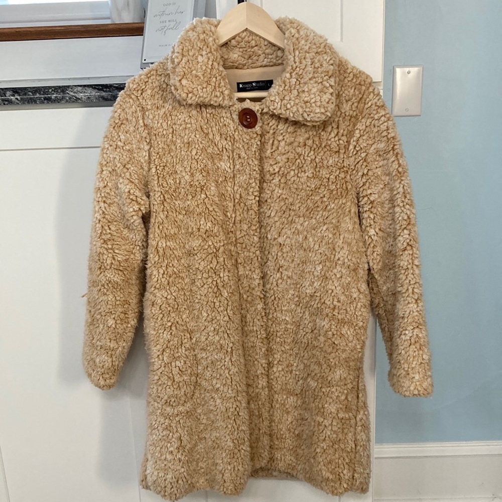 Knapp Studio Large Camel color Soft Fluffy Long Coat snap front, pockets, GUC